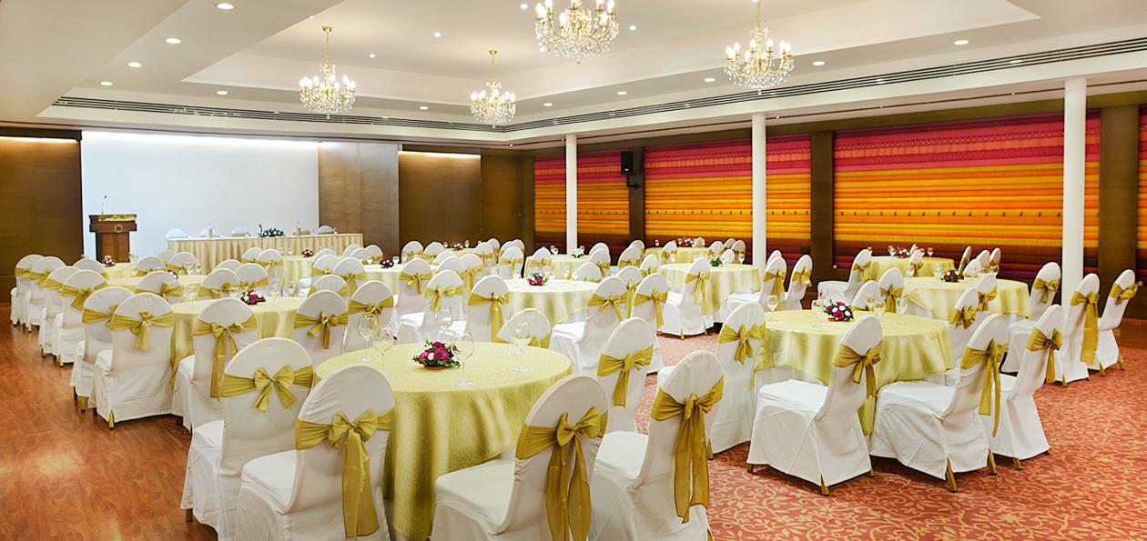 โรงแรม ดิ อเวนิว รีเจนท์ Kochi ภายนอก รูปภาพ